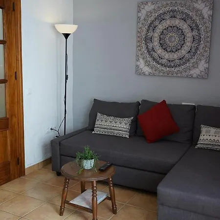 El Rinconcito Apartment *
