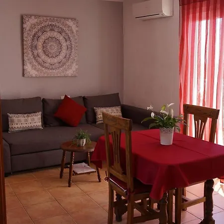 El Rinconcito Apartment *